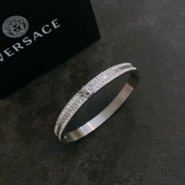 Picture of Versace Bracelet _SKUVersacebracelet12cly3916749